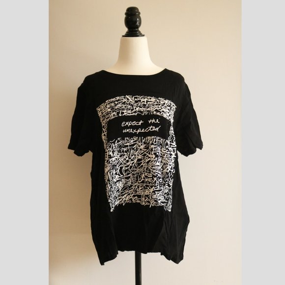 🌴3 for $20🌴 Expect the Unexpected Graphic Shirt - Picture 1 of 7